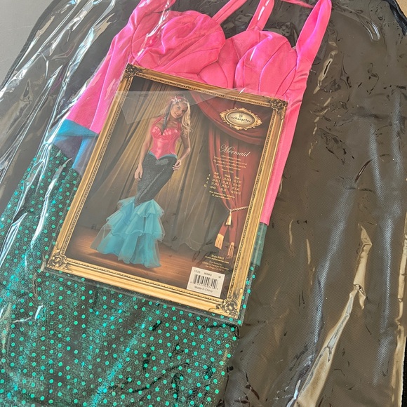 InCharacter Mermaid Costume. Size Medium. 🧜🏻‍♀️ - Picture 4 of 10